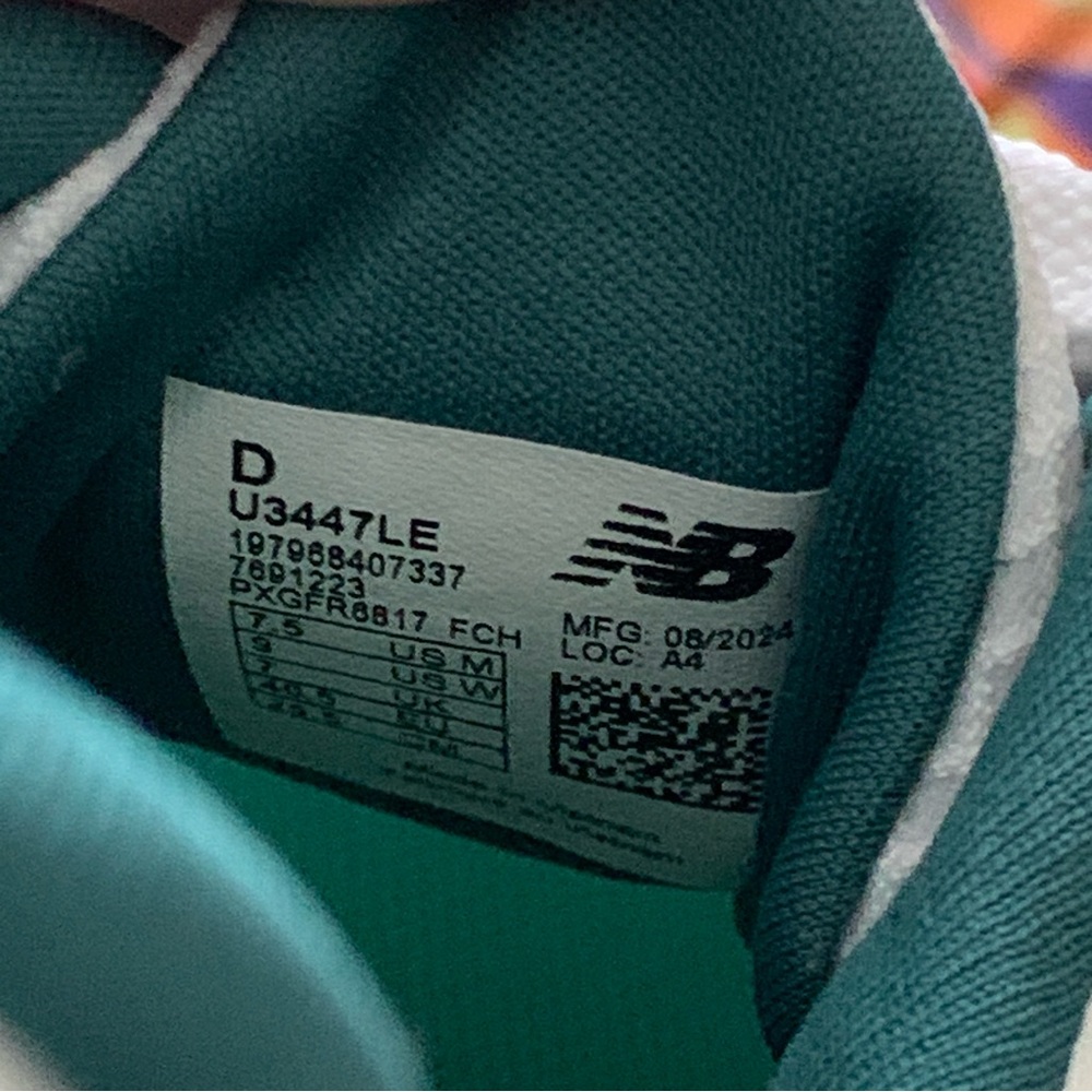 Women’s 9 FIGS x NEW BALANCE 3447 Evergreen Green White Comfort Sneakers NWB - Picture 10 of 13